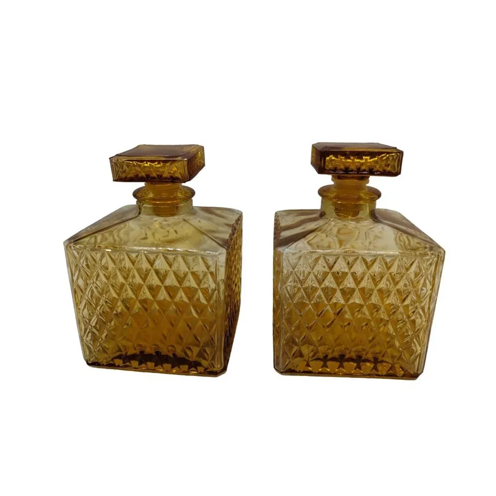 Unbranded vintage set